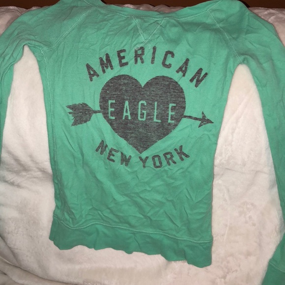 American Eagle sweater - Picture 1 of 1
